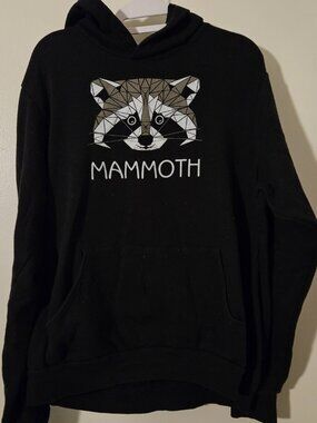 Size	XL Canvas Bella Canvas	hoodie black mammoth racoon origami design	#J24